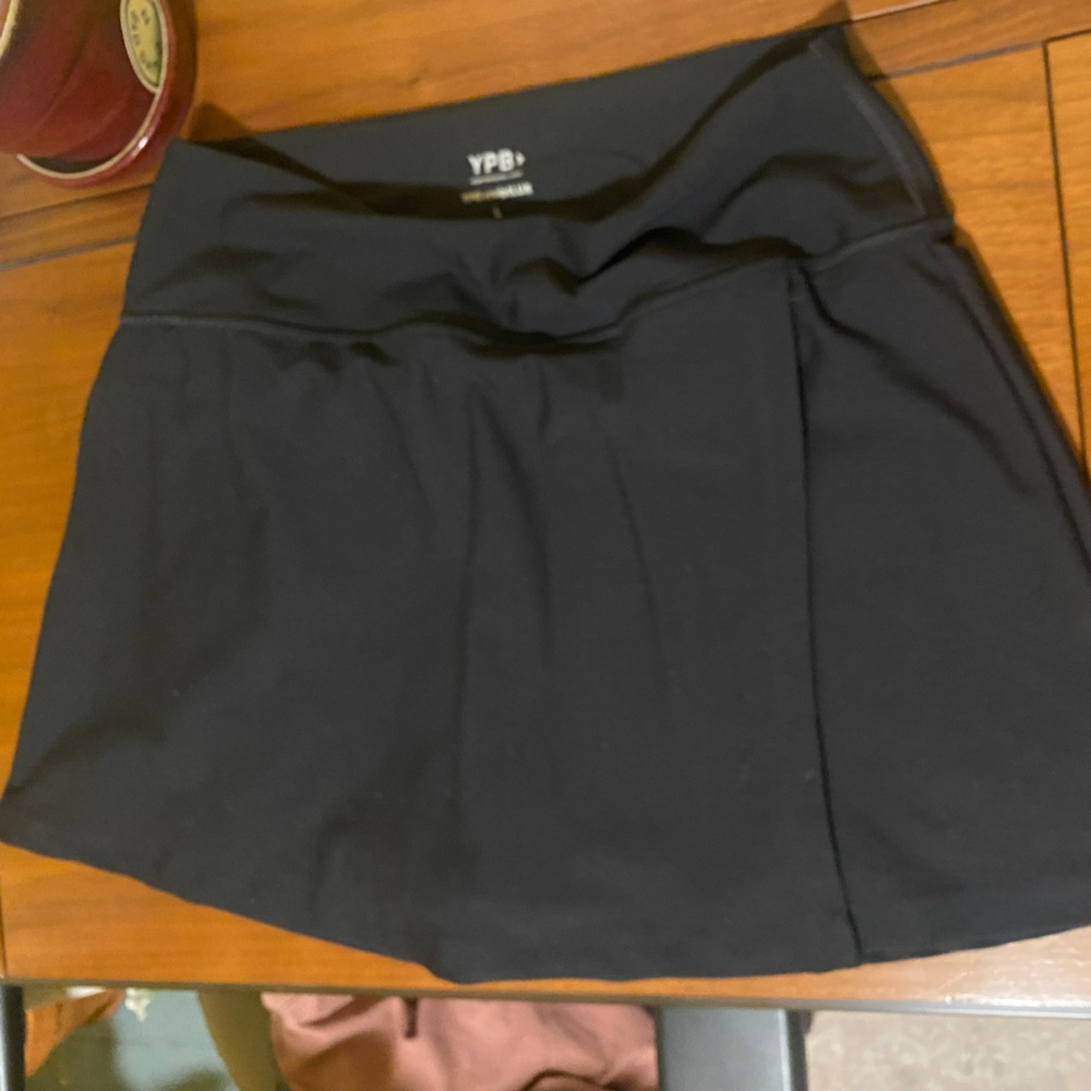 Black Abercrombie YPB Exercise mini-skirt